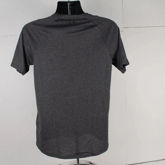 UNDER ARMOUR Tee - Picture 4 of 7